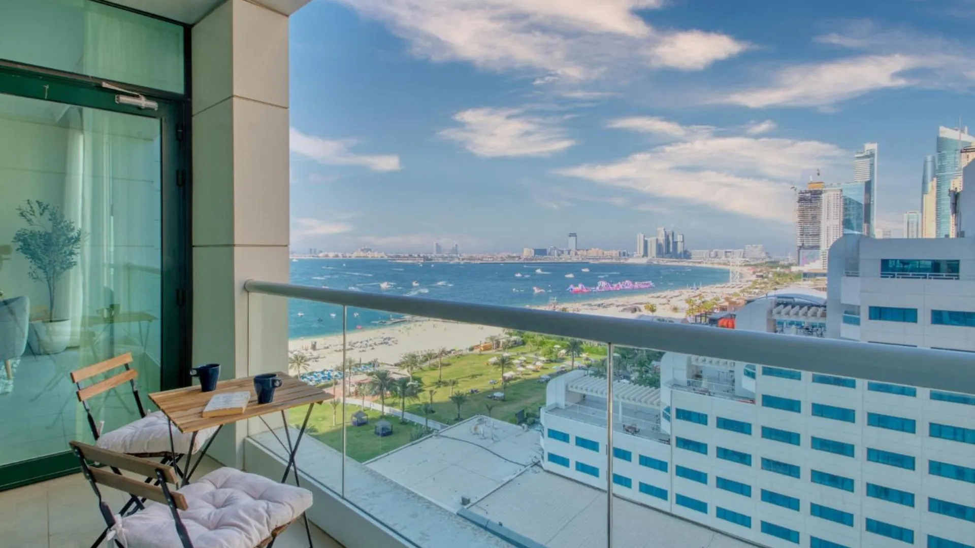 Apartment Classic Retreat In Jbr With Private Beach Access Dubai United Arab Emirates