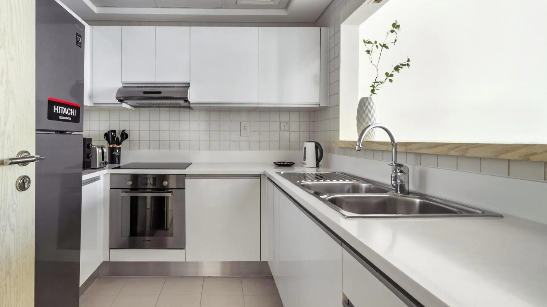 Classic Retreat In Jbr With Private Beach Access Dubaj Zjednoczone Emiraty Arabskie